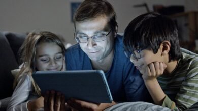 expert tech stories online